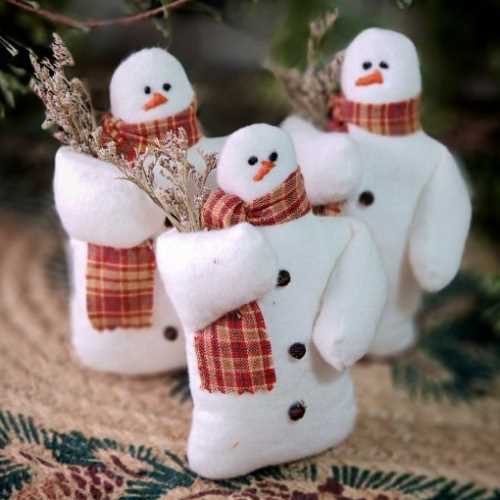 5" Handmade Prim Snowman Christmas Tree Decoration - The Homespun Loft