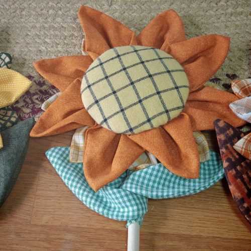 14" Orange Homespun Primitive Fabric Sunflower - The Homespun Loft