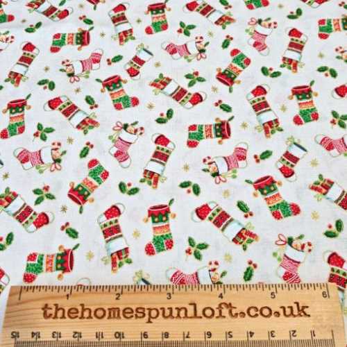 FQ Merry Christmas Stockings Fabric by Makower UK - The Homespun Loft