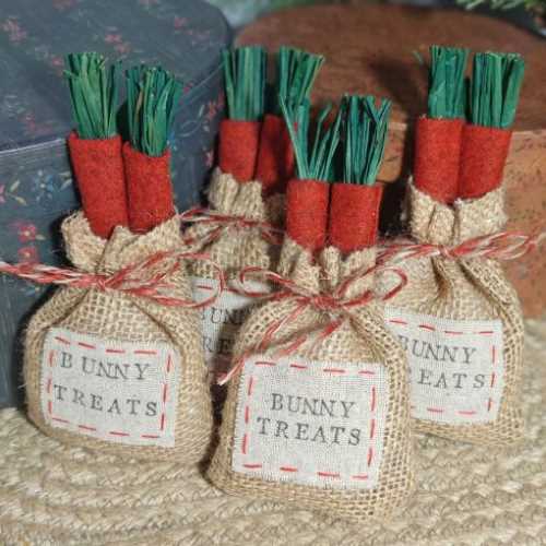 Easter Spring Bunny Carrot Treat Bag - The Homespun Loft