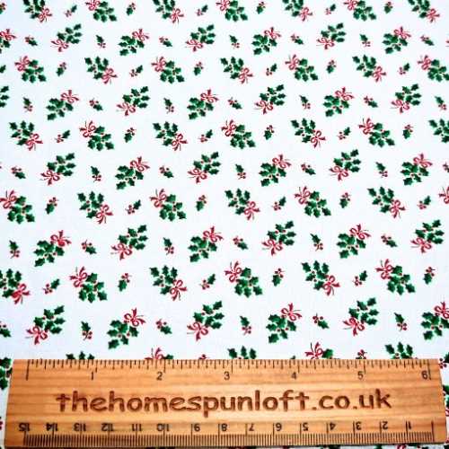 FQ Holly and Red Bow Christmas Fabric - The Homespun Loft